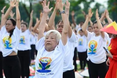 Hà Nội: 1.500 người đồng diễn tại Ngày Quốc tế Yoga 2026