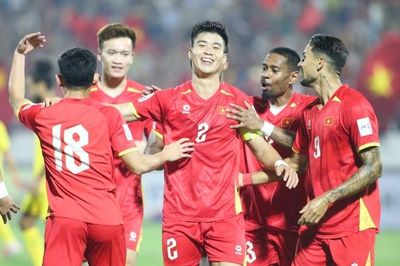 Đình Bắc, Khoa Ngô lên tuyển Việt Nam