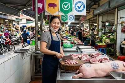 Giá heo hơi hôm nay 15.6: Thị trường chưa có tín hiệu phục hồi rõ rệt