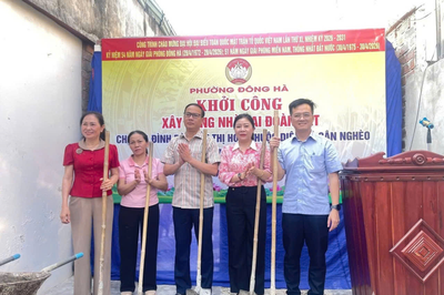 Nữ bí thư chi bộ 'chân thành - kiên nhẫn - phát huy quy chế dân chủ'