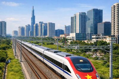 Cú hích từ 'siêu dự án' đường sắt tốc độ cao và điện hạt nhân