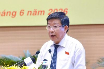 Không còn hộ nghèo, Hà Nội hỗ trợ 20 triệu đồng cho ai khi chuyển sang xe điện?