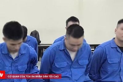 Nhóm người bán cô gái dưới 16 tuổi qua nhiều quán karaoke hầu tòa
