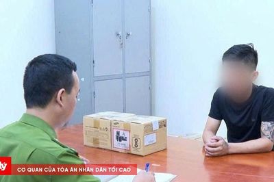 Bốn đối tượng bị bắt trong vụ trộm gần 158.000 viên pin