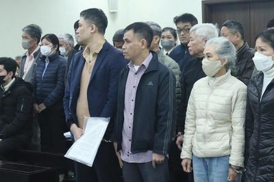 Vụ hối lộ 70 tỷ đồng để đưa thuốc vào bệnh viện: Chủ tịch Công ty dược Sơn Lâm được đề nghị giảm án
