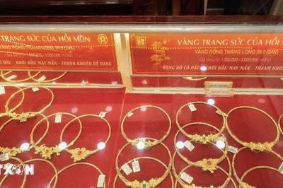 Giá vàng ngày 15/6: Bảng giá tại các công ty vàng bạc đá quý
