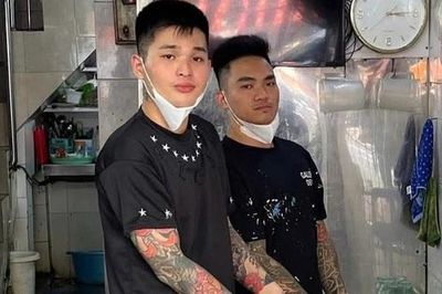 Vụ truy đuổi tình địch: Nghi phạm thứ hai ra đầu thú