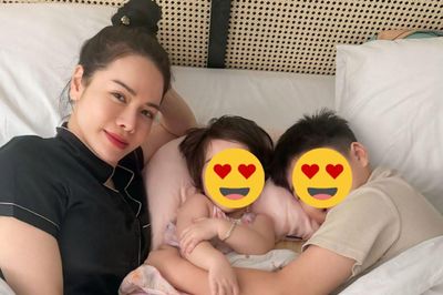 Khung hình hạnh phúc của Nhật Kim Anh bên hai con nhỏ