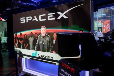 SpaceX: Từ doanh nghiệp bị đánh giá chỉ có 10% cơ hội thành công đến định giá 2 nghìn tỷ USD