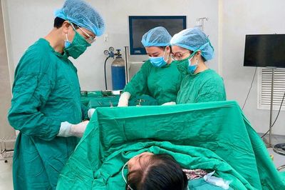 Bệnh viện Sản - Nhi Bắc Ninh số 1 triển khai thành công kỹ thuật bóc u xơ tử cung trong mổ lấy thai
