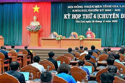 Khai mạc kỳ họp thứ 4 (chuyên đề) HĐND tỉnh Gia Lai khóa XIII