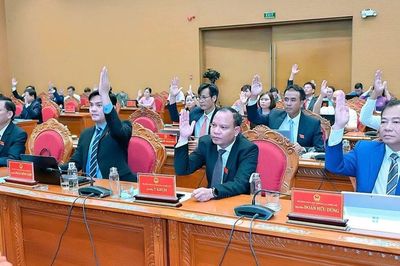 Kỳ họp thứ 4 (chuyên đề) HĐND tỉnh khóa XIII thông qua nhiều nội dung quan trọng