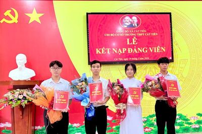 Những 'hạt giống đỏ' ở vùng xa Cát Tiên