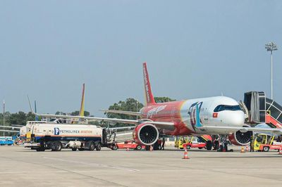 Đề xuất giới hạn tốc độ xe tra nạp nhiên liệu trong sân đỗ máy bay