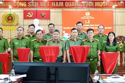 Công an Tây Ninh phát huy truyền thống thi đua yêu nước