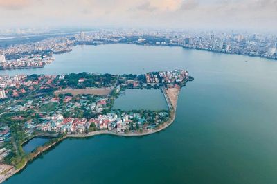 Cần đánh giá yếu tố tác động hệ sinh thái Hồ Tây khi mở rộng đường