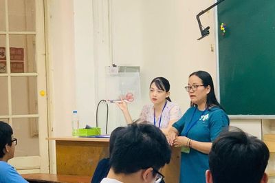 Đề thi môn tiếng Anh thúc đẩy từ 'học để thi' sang 'học để sử dụng'