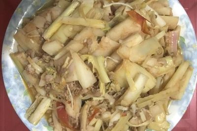 Mầm riềng - dư vị dân dã trong văn hóa ẩm thực miền non nước
