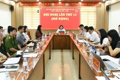 Ban Chấp hành Đảng bộ phường Nùng Trí Cao Hội nghị lần thứ 13 (mở rộng)