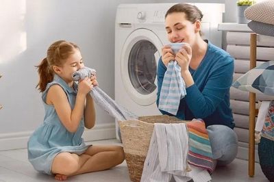 Máy giặt có mùi hôi? 5 cách đơn giản giúp quần áo luôn thơm sạch như mới