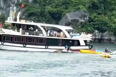 Hai tàu du lịch va chạm trên vịnh Lan Hạ, một phụ nữ tử vong