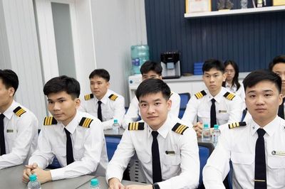 Học ngành gì để có thu nhập 100 triệu đồng/tháng?