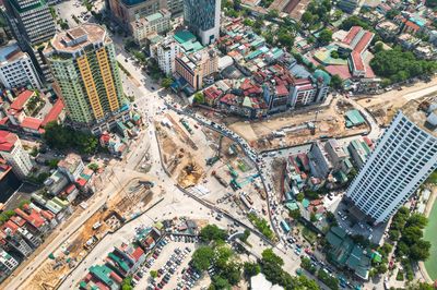 Đại công trường nhà ga metro số 5 tại nút giao Nguyễn Chí Thanh - La Thành