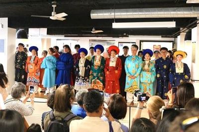Hơn 1.000 người tham gia Lễ hội văn hóa Việt Nam tại Thủ đô Paris