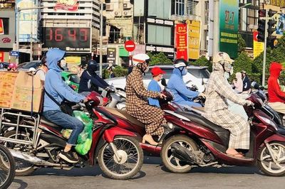 Miền Trung nắng nóng gay gắt kéo dài trên 39 độ C