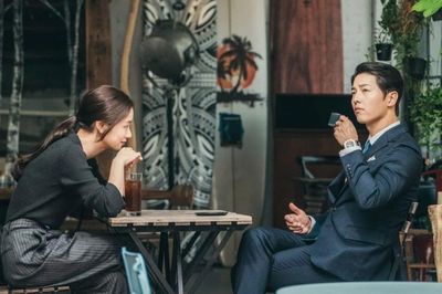 Vũ trụ nhắn bạn: Nhóm Lửa cần giảm tốc, nhóm Nước thiết lập ranh giới cá nhân