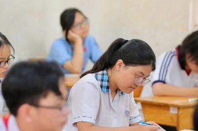 Học sinh Hà Nội tra cứu điểm thi lớp 10 ở đâu? Những mốc thời gian cần lưu ý