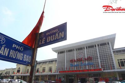 Toàn cảnh tuyến đường sắt ga Hà Nội - Ngọc Hồi trước đề xuất nghiên cứu di dời