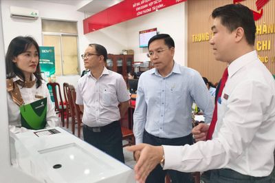 Xã Củ Chi ra mắt mô hình 'Một cửa kinh doanh số', hỗ trợ hộ kinh doanh chuyển đổi số