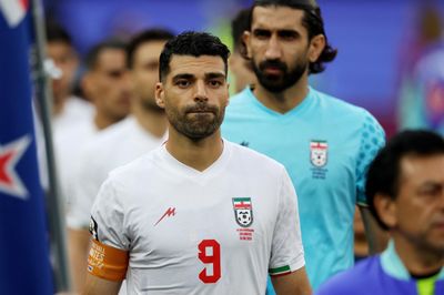 Tuyển Iran cầu cứu FIFA