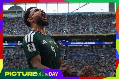 Khoảnh khắc World Cup: Rực rỡ châu Á, kỳ tích Cape Verde