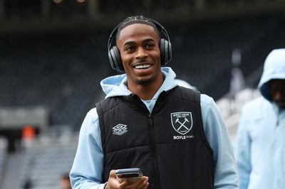 MU vung 140 triệu bảng săn bộ đôi West Ham