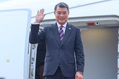 Thủ tướng Lê Minh Hưng lên đường dự Hội nghị Cấp cao kỷ niệm 35 năm quan hệ ASEAN-Nga