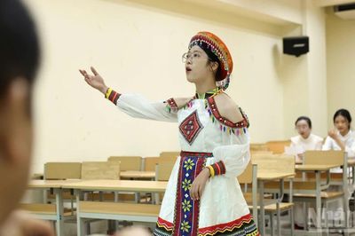 [Ảnh] Thí sinh dự thi năng khiếu tuyển sinh vào Trường đại học Sư phạm Hà Nội
