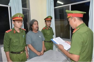 Mang xăng đến nơi em ruột làm giám đốc, người đàn ông gây án kinh hoàng