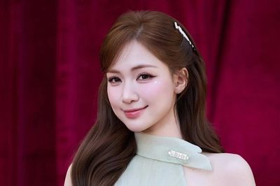 Hành trình dành hết cả thanh xuân theo đuổi nghệ thuật tới cùng của Hòa Minzy