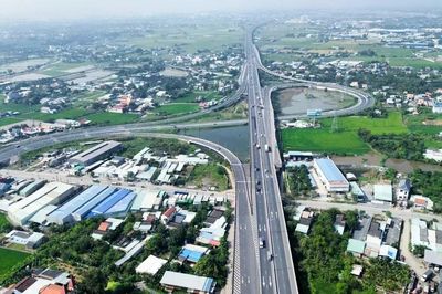 Tăng 'chỉ số dân tin' bằng sản phẩm cụ thể