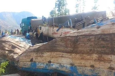 Xe buýt lao xuống vực ở Ethiopia, hơn 30 người tử vong