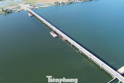 Hàng trăm tỷ đồng đại trùng tu đập ngăn mặn giữ ngọt ở Huế