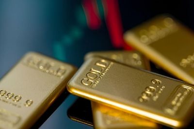 Giá vàng xuất hiện nghịch lý chưa từng có