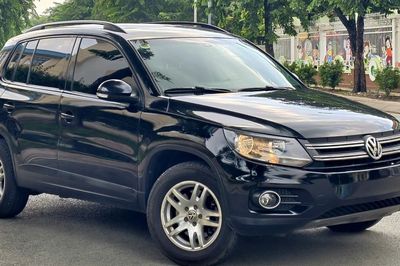 Từng bán giá 1,4 tỷ, Volkswagen Tiguan 12 năm tuổi hạ còn 260 triệu có đáng mua?