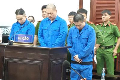 Giấu ma túy ở 'chỗ hiểm', 3 du khách Hàn Quốc vẫn bị phát hiện tại sân bay Tân Sơn Nhất