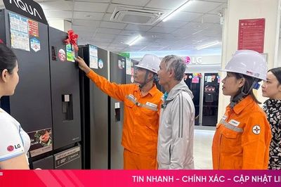 Thiết bị tiết kiệm điện 'lên ngôi' mùa nắng nóng