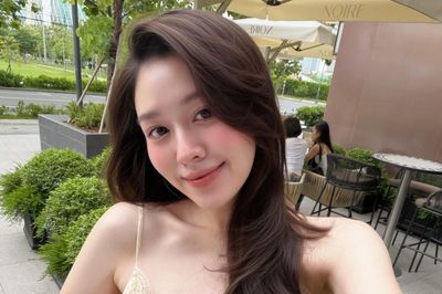Á hậu Tường San rạng rỡ khoe bụng bầu tháng thứ 7, gây ấn tượng với nhan sắc khi mang thai lần hai