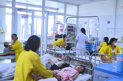 Gia tăng trẻ mắc tiêu chảy cấp do virus Rota: Bác sĩ khuyến cáo phụ huynh không tự ý điều trị cho con