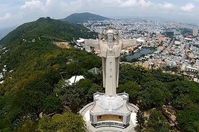 Du lịch Vũng Tàu – Biển xanh, ẩm thực & nghỉ dưỡng tuyệt vời